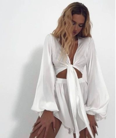 Short t-shirt femme léger et confortable pour un style décontracté – Image 4